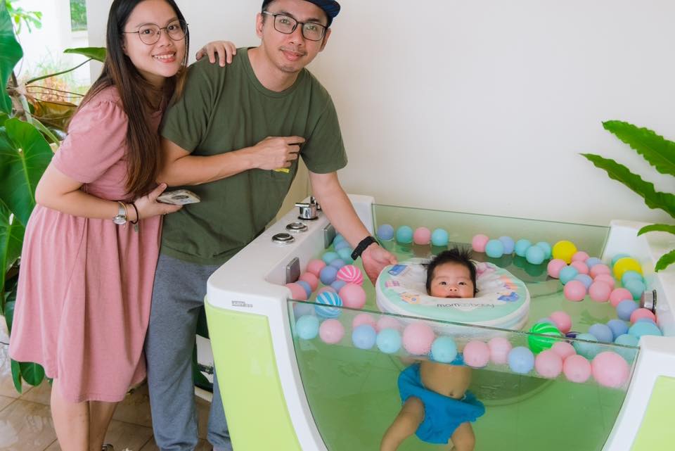 婴儿水疗